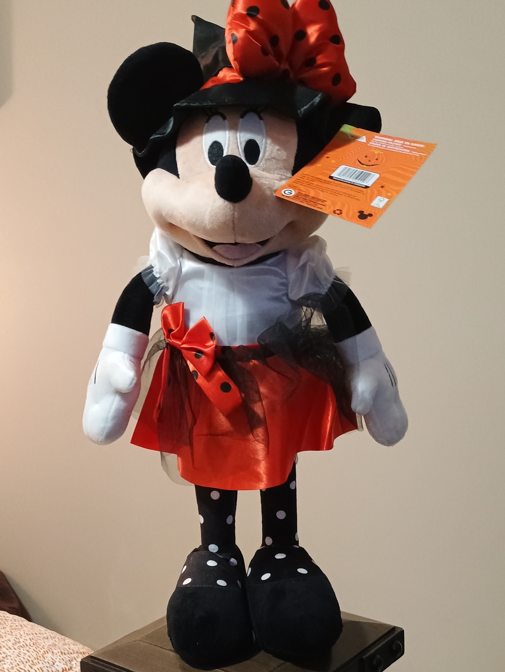 NWT Disney Minnie Mouse Witch Halloween Porch Greeter Plush 24” Decor